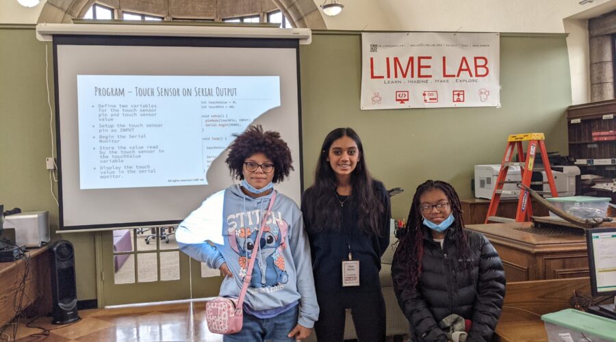 Detroit Public Library Parkman branch Coding Camp for girls